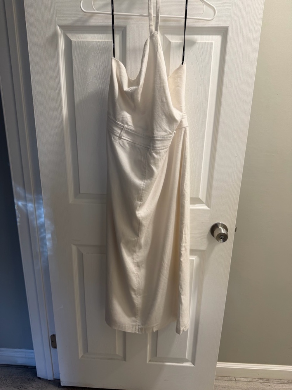 Forever 21 Cream Strapless Midi Dress with Sweetheart Neckline